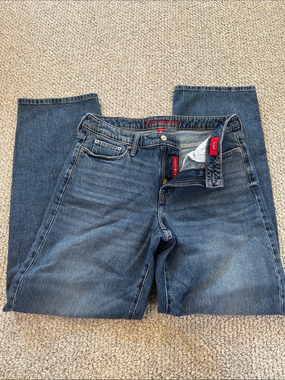 Lucky Brand Women's Straight Leg Jeans in Medium Blue Denim
